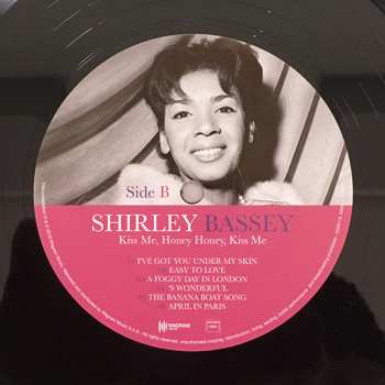 LP Shirley Bassey: Kiss Me, Honey Honey, Kiss Me