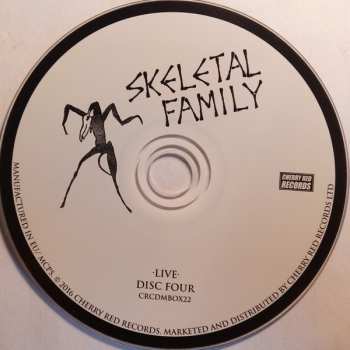 5CD/Caja Skeletal Family: Eternal (Singles · Albums · Rarities · BBC Sessions · Live · Demos 1982-2015)