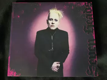 Seven Heads