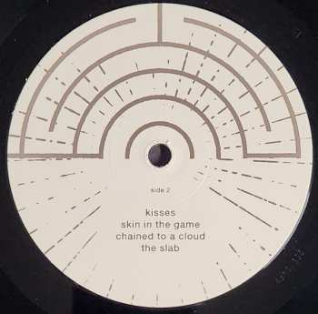 LP Slowdive: Everything Is Alive