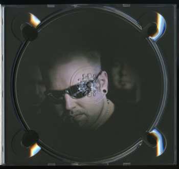 CD Spektralized: In Between The Opposite