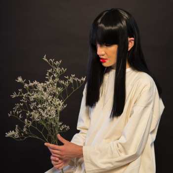 LP Sui Zhen: Losing, Linda