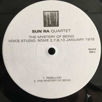 3LP/Caja John Gilmore: The Mystery Of Being