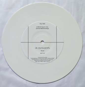 5SP/Caja The 1975: Singles (2013-2023) LTD | CLR