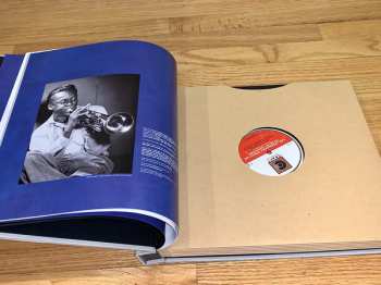 6LP/Caja The Miles Davis Quintet: The Legendary Prestige Quintet Sessions LTD