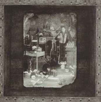 CD The Raconteurs: Consolers Of The Lonely