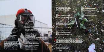 CD The Red Flags: Self-Centred And Delusional