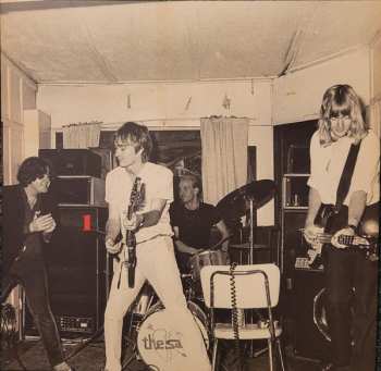 4LP/Caja The Saints: (I'm) Stranded DLX