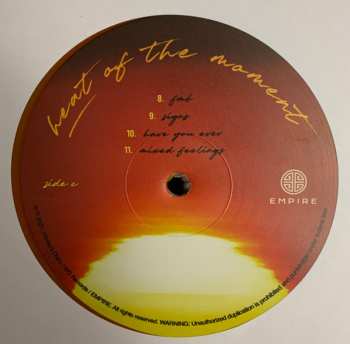 2LP Tink: Heat Of The Moment