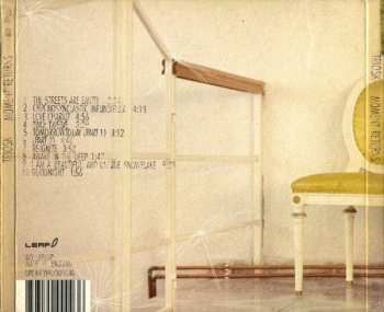 CD Triosk: Moment Returns