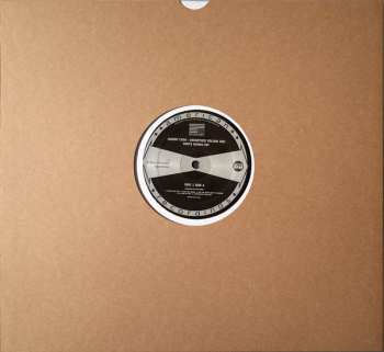 9LP/Caja Johnny Cash: Unearthed LTD