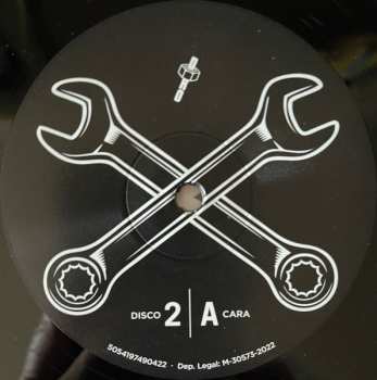 4LP/4CD/Caja Various: DRO 40 Aniversario - ...Y El Futuro Sigue Caminando Un Paso Por Detrás De Nosotros DLX | LTD