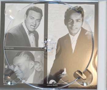 3CD Various: It's Christmas!