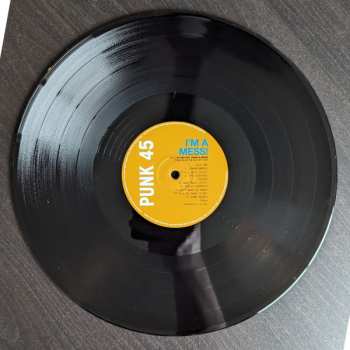 2LP Various: Punk 45: I'm A Mess! D-I-Y Or Die! Art, Trash & Neon – Punk 45s In The UK 1977-78