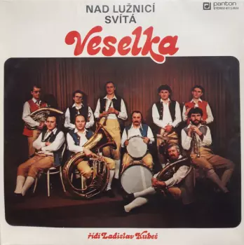 Nad Lužnicí Svítá