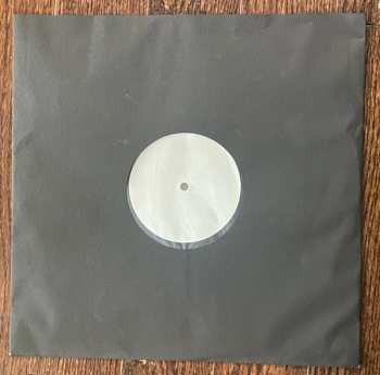 LP Vosh: Vessel