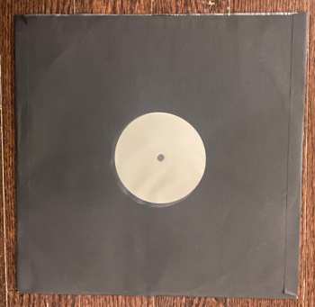 LP Vosh: Vessel