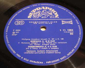 2LP/Caja Wolfgang Amadeus Mozart: Serenády A Divertimenta Pro Dechové Nástroje (2xLP + BOX + BOOKLET)