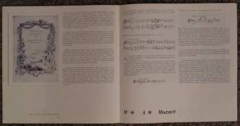 2LP/Caja Wolfgang Amadeus Mozart: Serenády A Divertimenta Pro Dechové Nástroje (2xLP + BOX + BOOKLET)