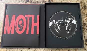 CD Woosung: Moth